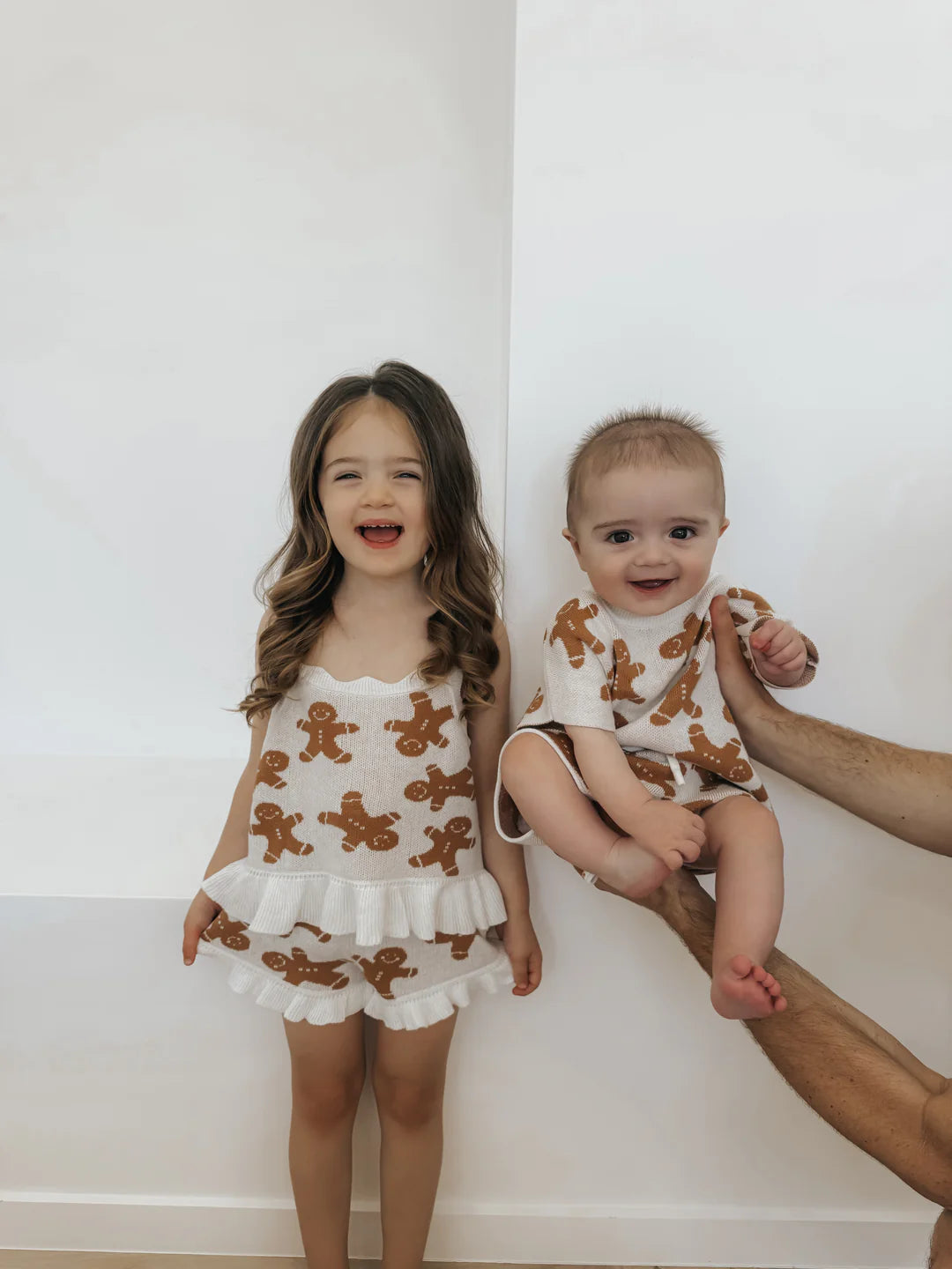 Blossom & Pear Gingerbread Knit Tie Set