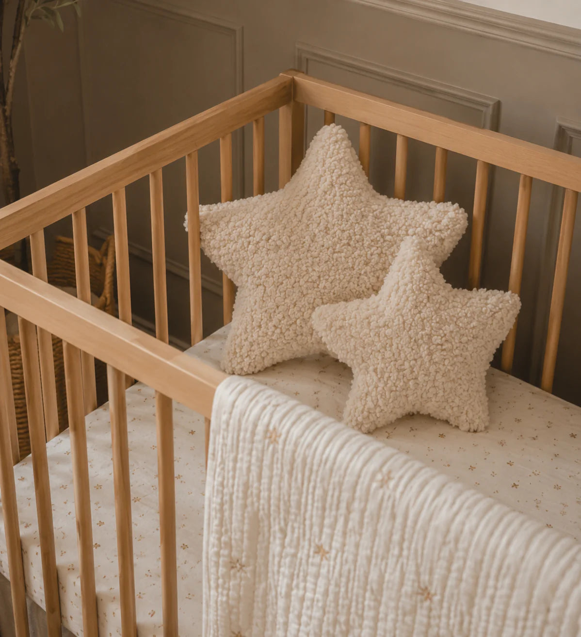 By Lulu The Label Milk Sherpa Star Cushion – 2 Sizes