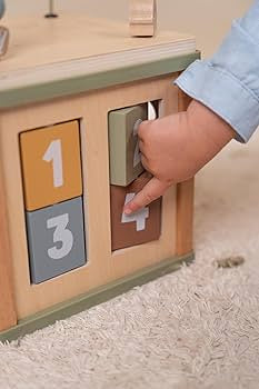 Little Dutch Little Farm Activity Cube