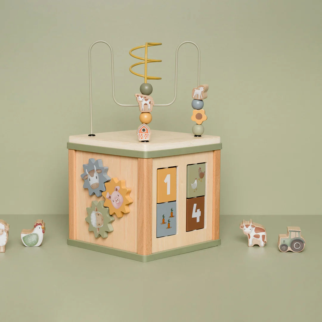 Little Dutch Little Farm Activity Cube