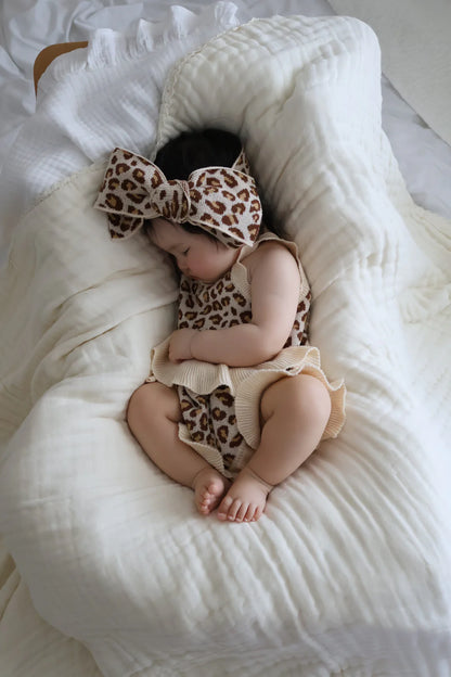 Blossom & Pear Leopard Knit Topknot