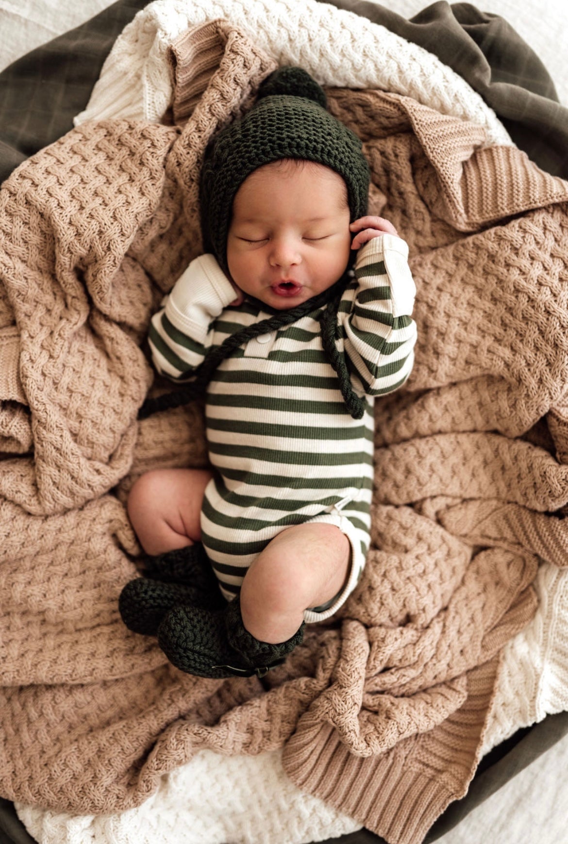 Snuggle Hunny Olive Bonnet & Booties