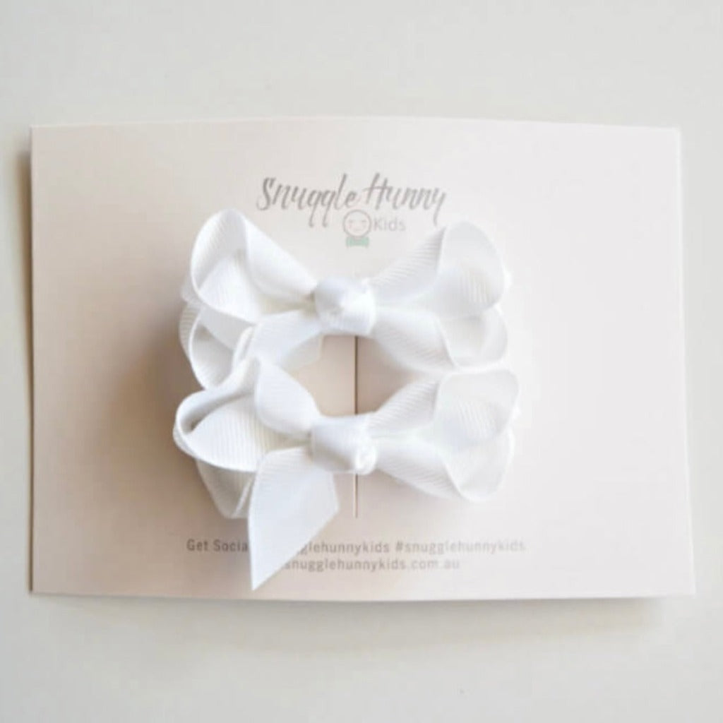 Snuggle Hunny White Piggy Tail Hair Clip Bows