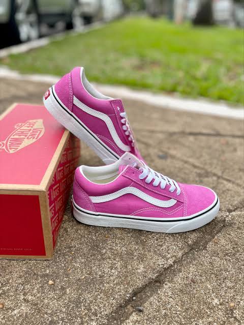 Vans old sale skool kids purple